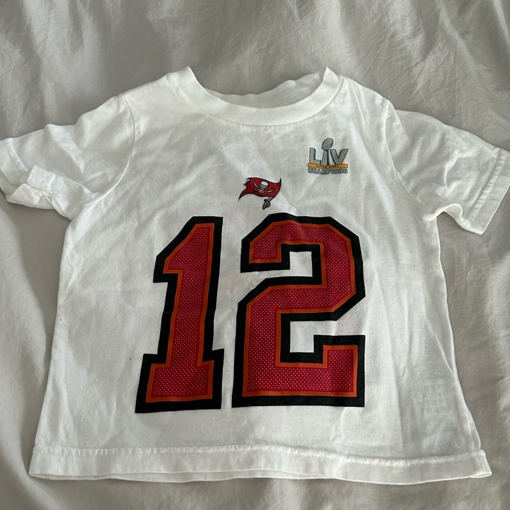 Tampa Bay buccaneers 3T tee shirt
